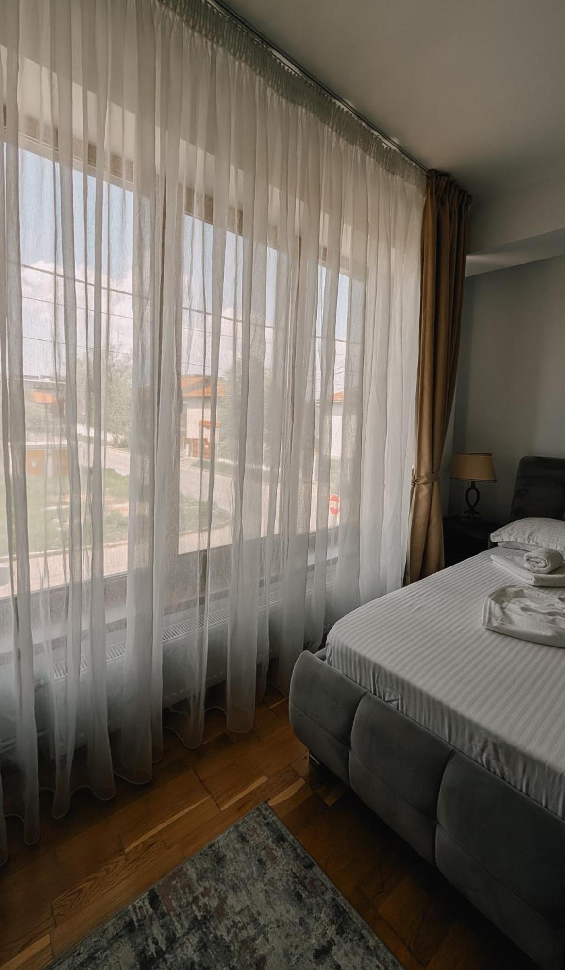 Hella Apartament Mamaia-Nord Navodari Ngoại thất bức ảnh